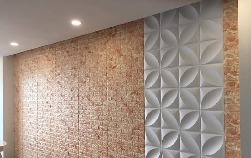 Không chỉ là vật liệu cách nhiệt có giá thành rẻ, miếng dán tường còn giúp cải thiện sự thẩm mỹ cho không gian trong phòng