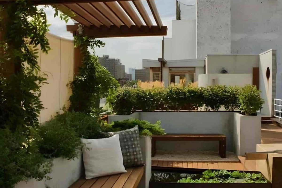 Vườn trên mái giúp quý khách có thêm một không gian thư giãn trong lành