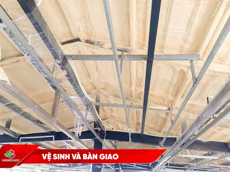 Quy trình phun pu foam