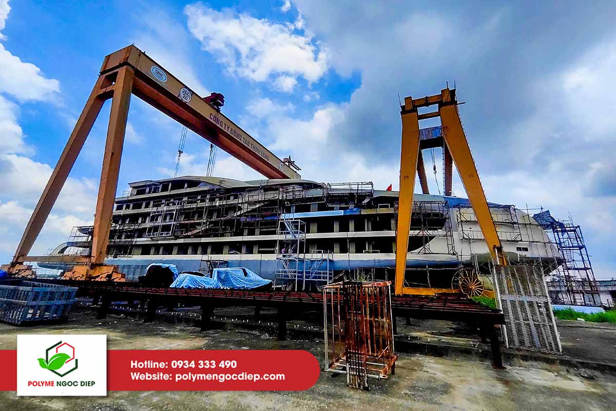 PHUN PU FOAM CÁCH NHIỆT – CÁCH ÂM – CHỐNG CHÁY TOÀN DIỆN CHO SIÊU DU THUYỀN DIANA CRUISES