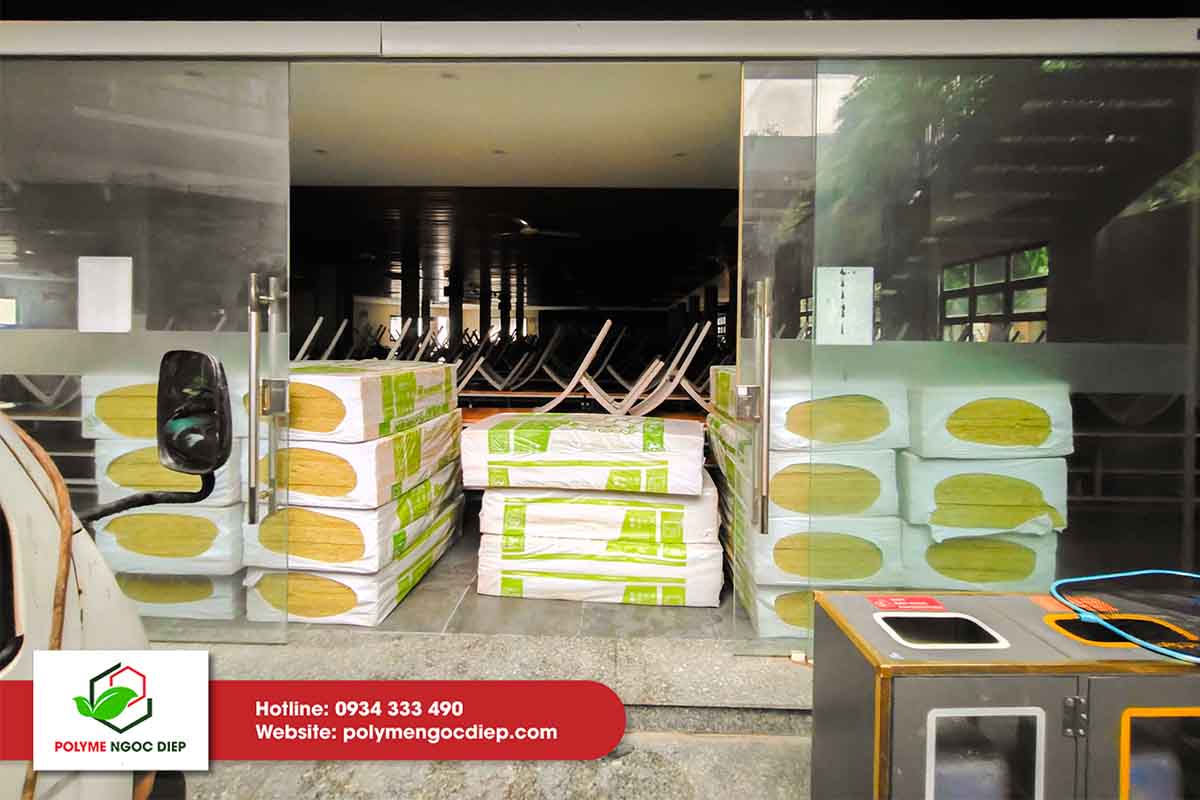 cách âm phòng học trường Lương Thế Vinh 11