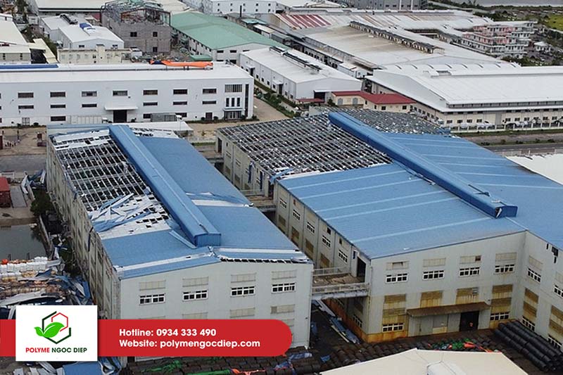 Làm thế nào để bảo vệ mái nhà trước những cơn bão đến?