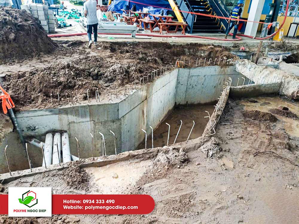 Cách-nhiệt-ống-Chiller-trường-Liên-hiệp-quốc-tế-8