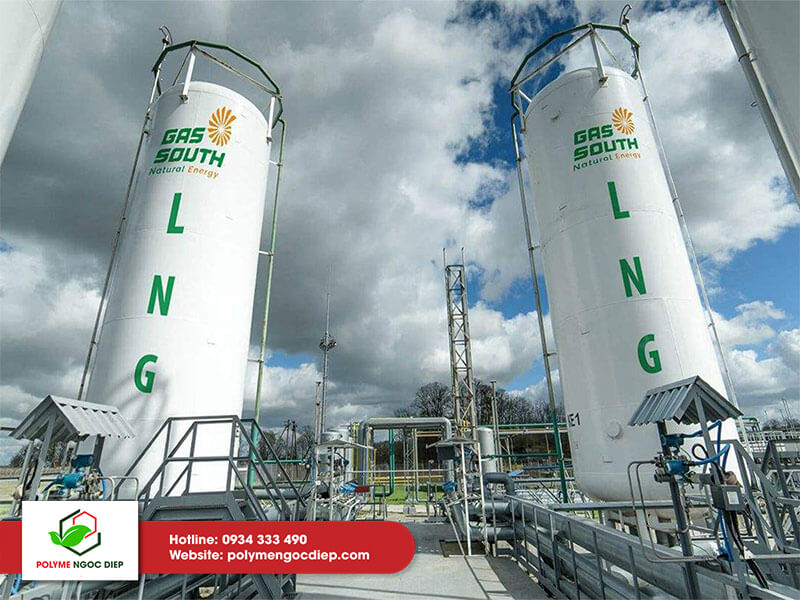 Cách Nhiệt Bồn LNG Bằng Công Nghệ Phun PU Foam – Giải Pháp Cryogenic Insulation Tối Ưu