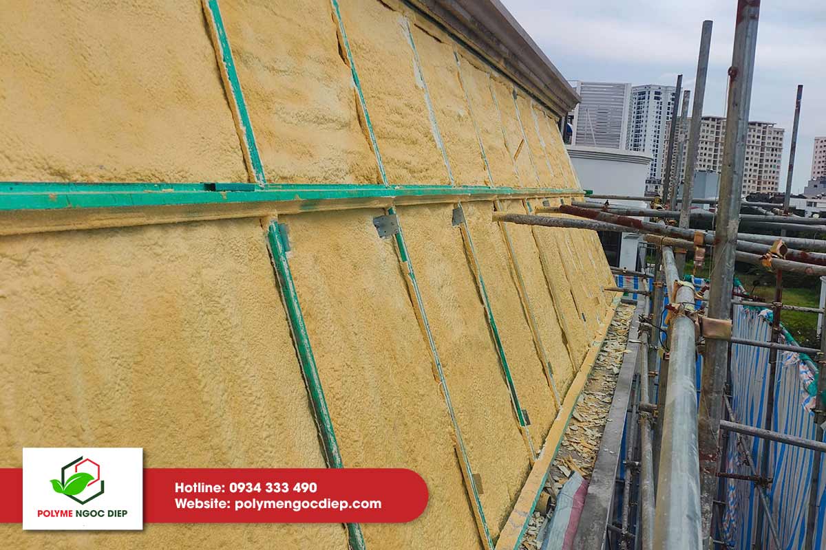 Chống nóng dưới mái ngói tại Vinhome Long Biên Hà Nội 3