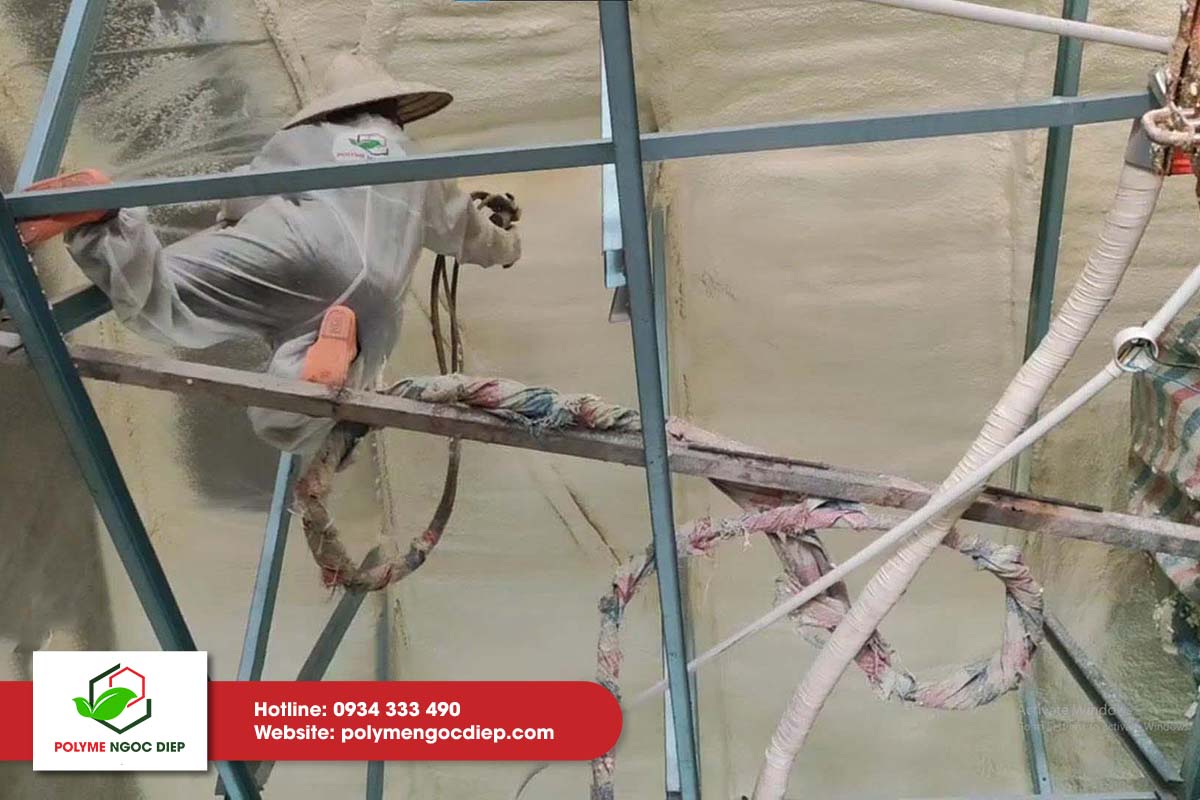 Thi công chống nóng mái tại ParkCity Hà Đông 5