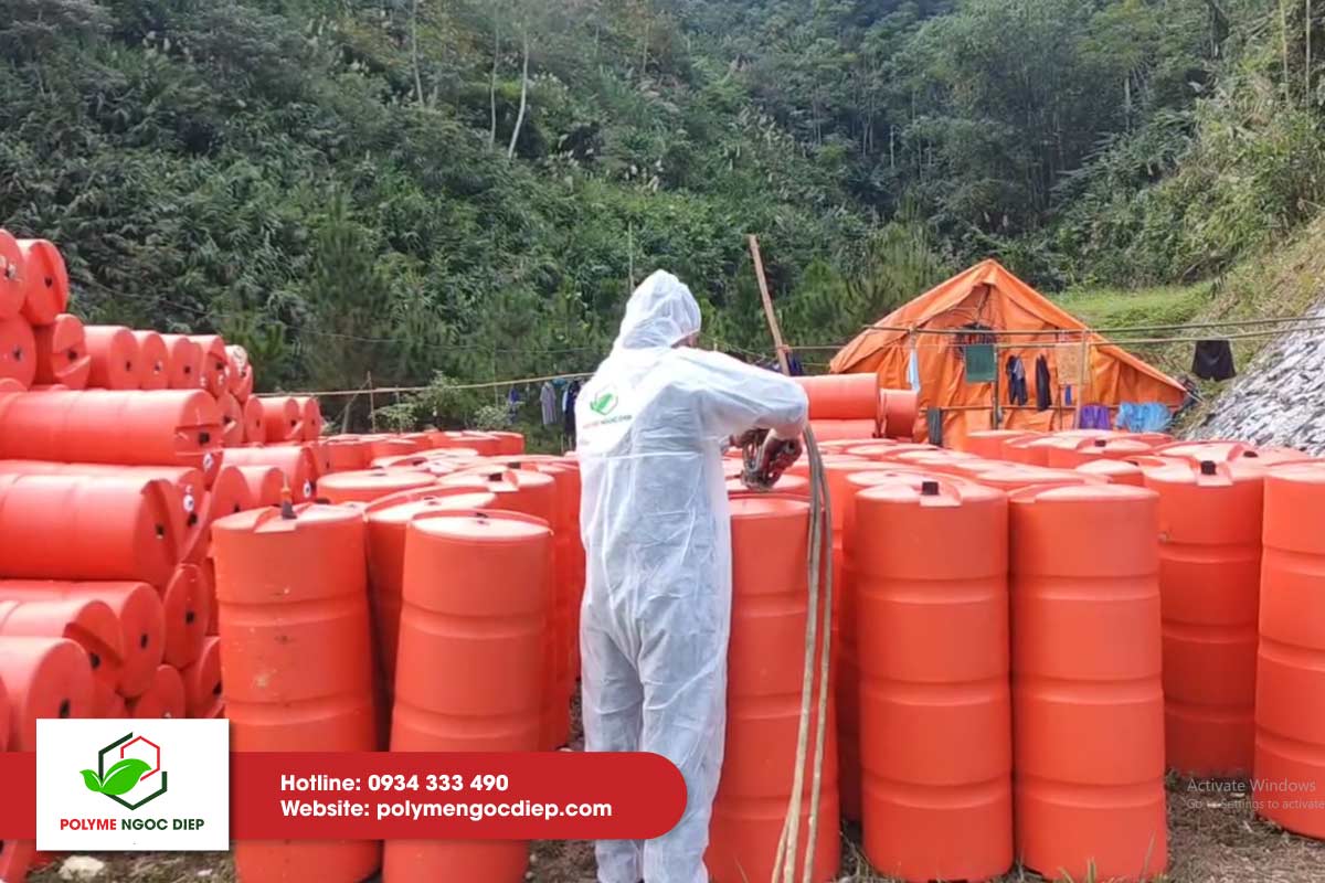 Thi Công Bơm PU Foam Điền Đầy Hệ Phao Nổi – Công Trình Sửa Chữa Hồ Nặm Cắt, Bắc Kạn
